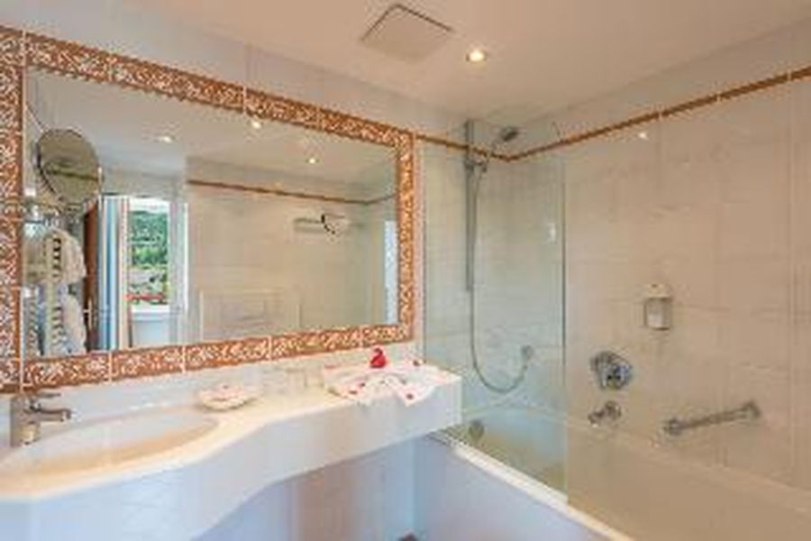 photo-1