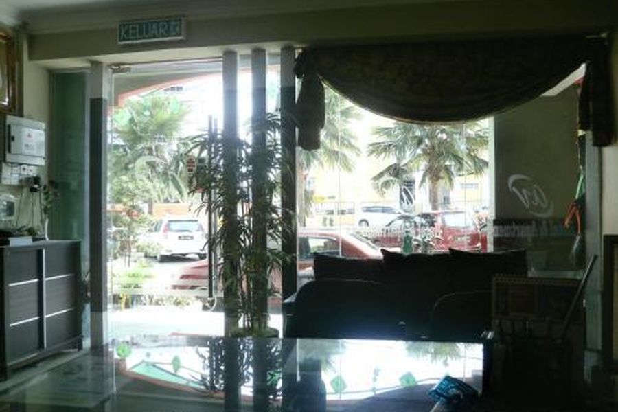 photo-0