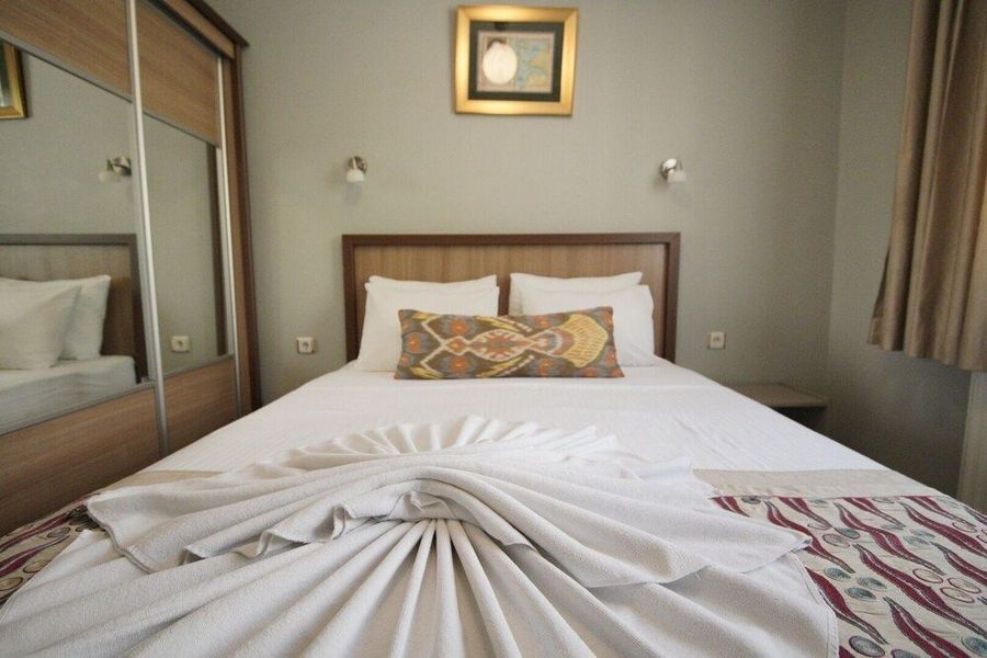 photo-0