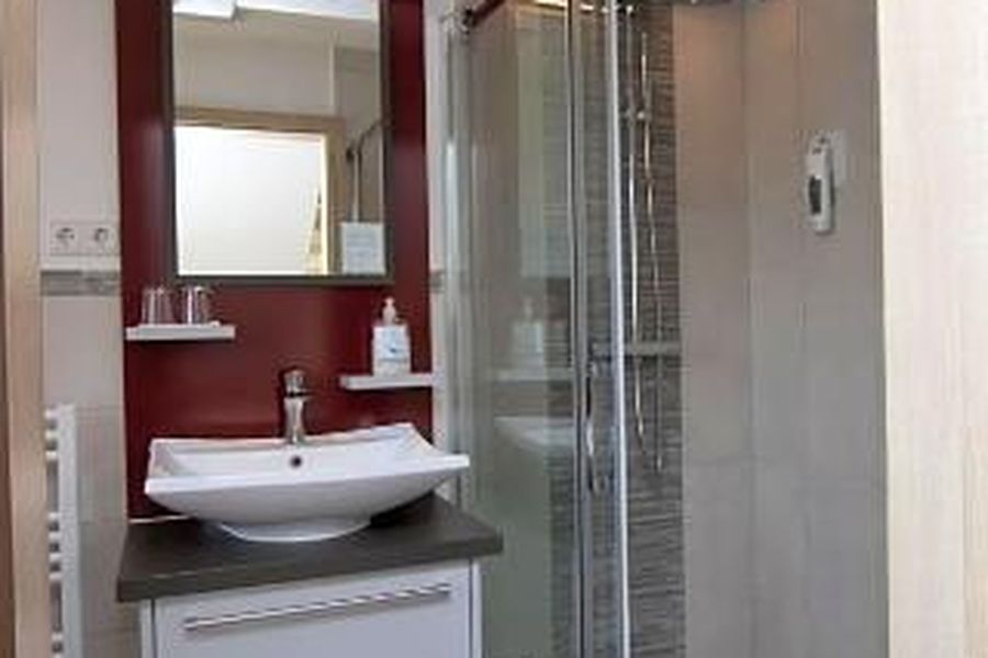 photo-1