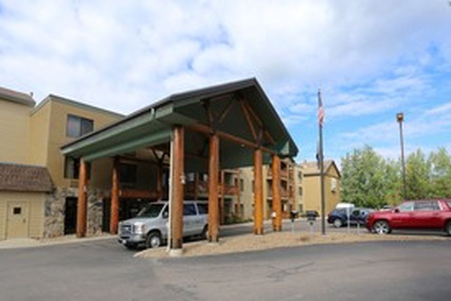 photo-0