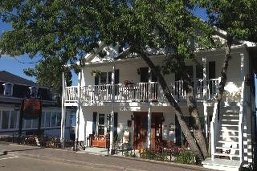 photo-1