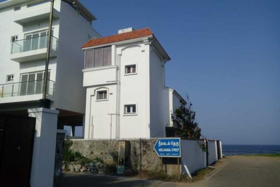 photo-0