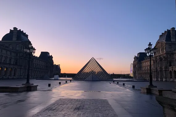 Museu do Louvre