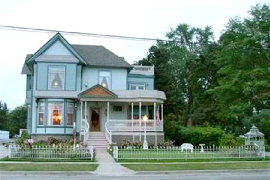 photo-0