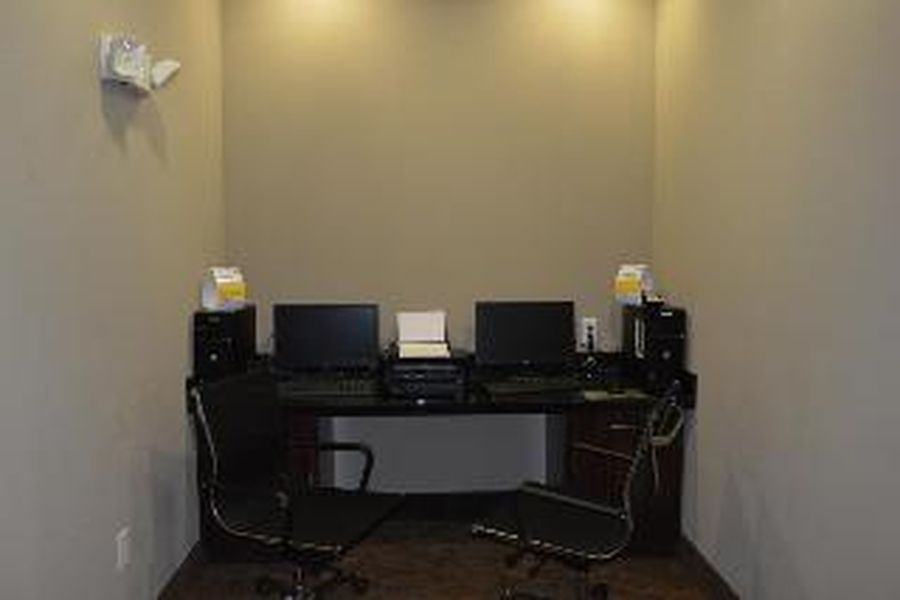 photo-0