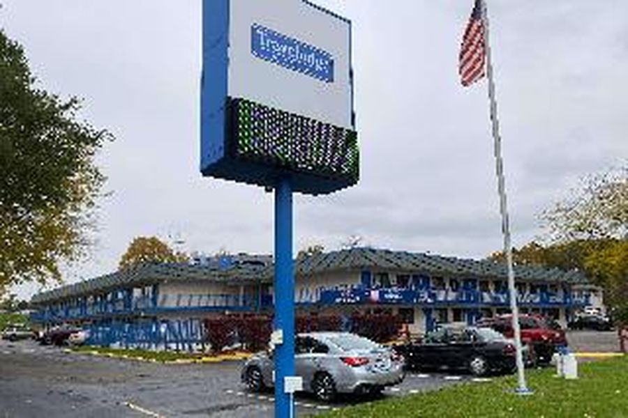 photo-0