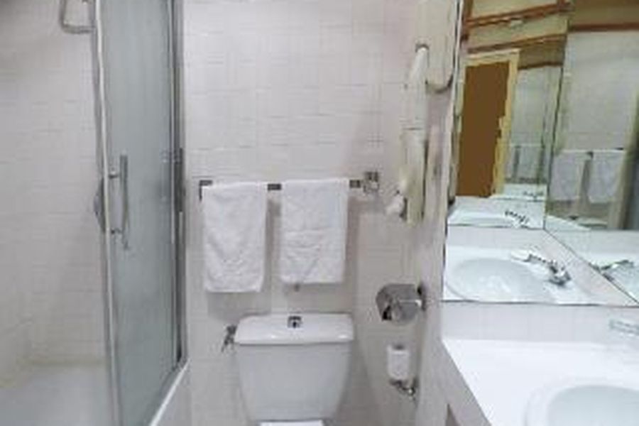photo-0