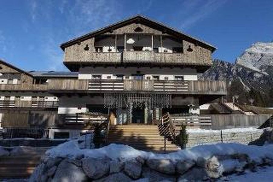 photo-1