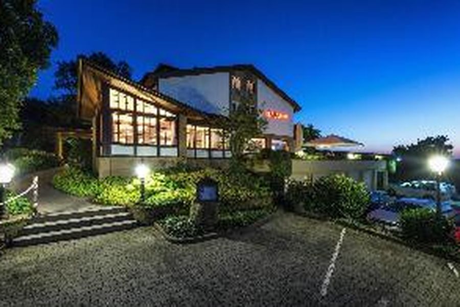 photo-1